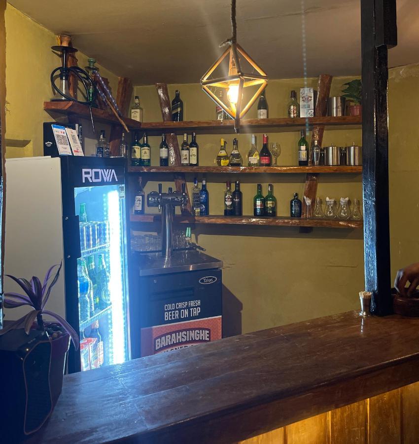 Hotel Tharu Garden And Beer Bar Chitwan Zewnętrze zdjęcie